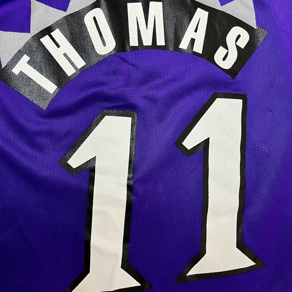 Vintage NBA Toronto Raptors Isiah Thomas #11 Jersey Champion Men’s Sz 48 RARE XL - Picture 10 of 11